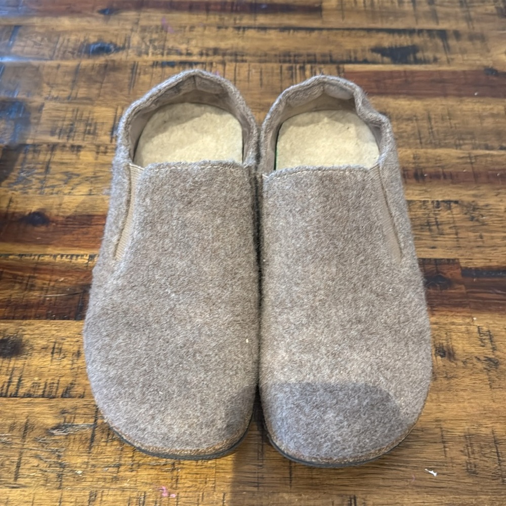 Earth Origins Slipper/Shoe